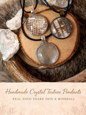 Handmade Crystal Texture Necklace Pendant - Natural Beige